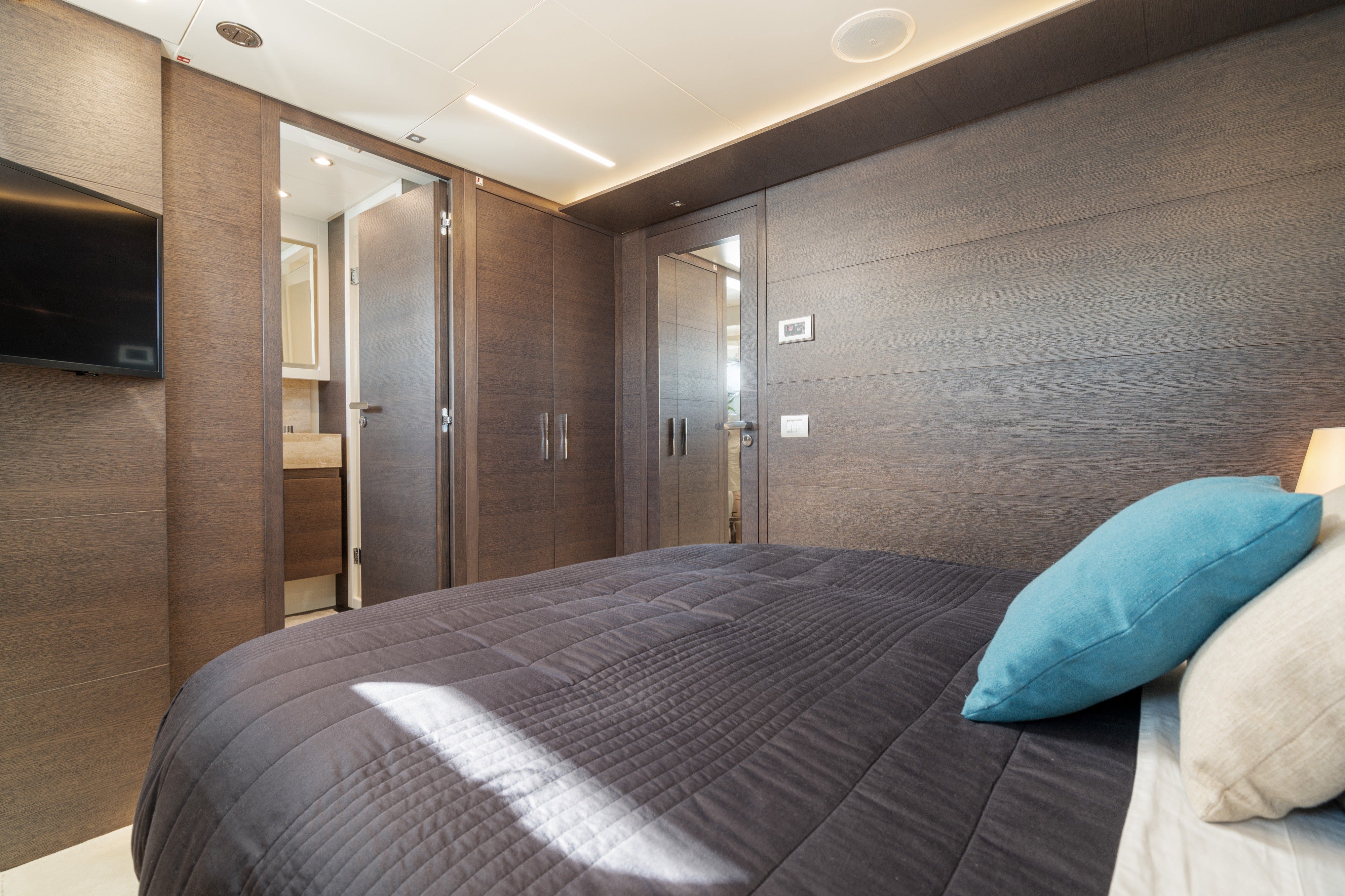 best yacht charter Cannes 