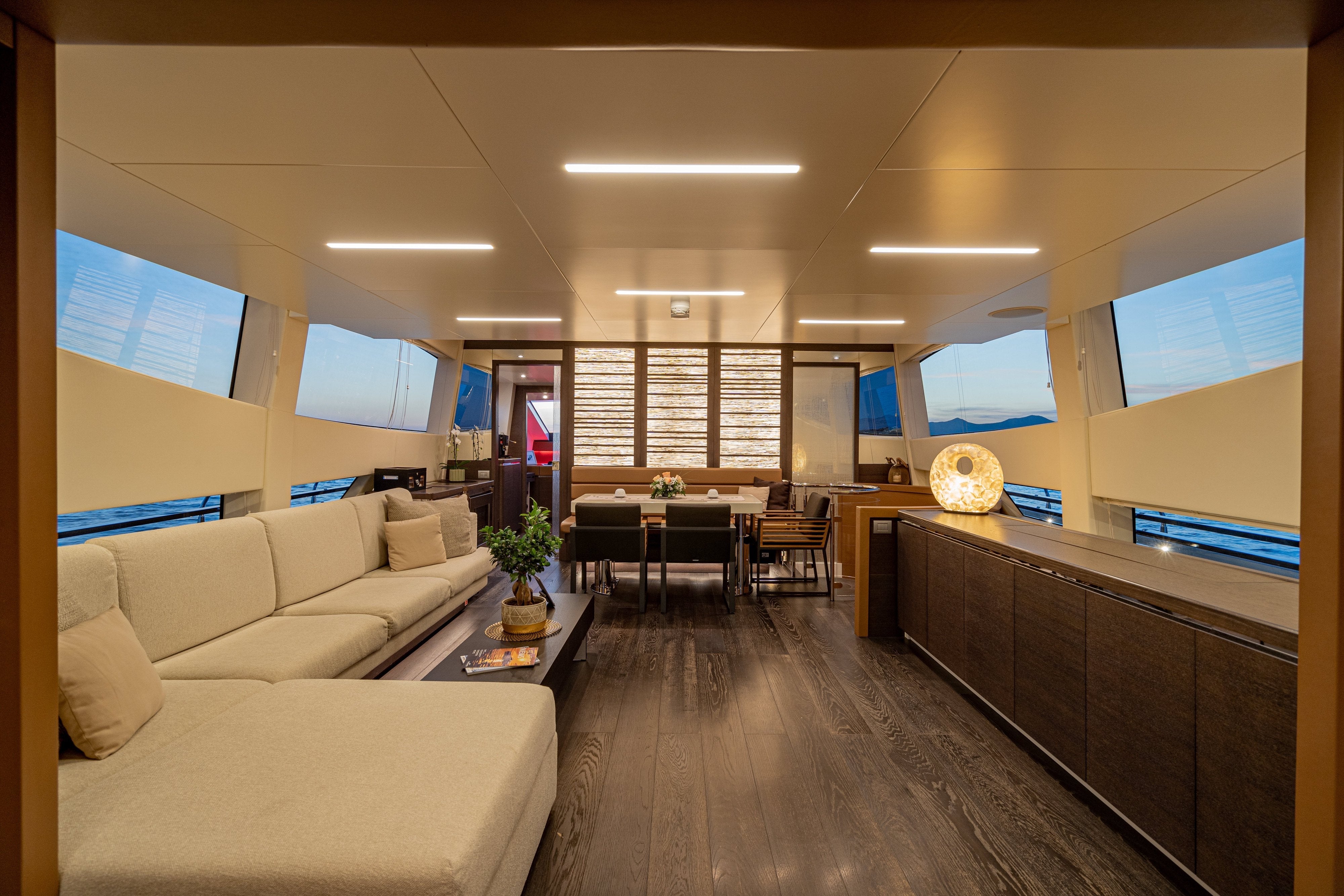 weekend yacht charter Cannes 
