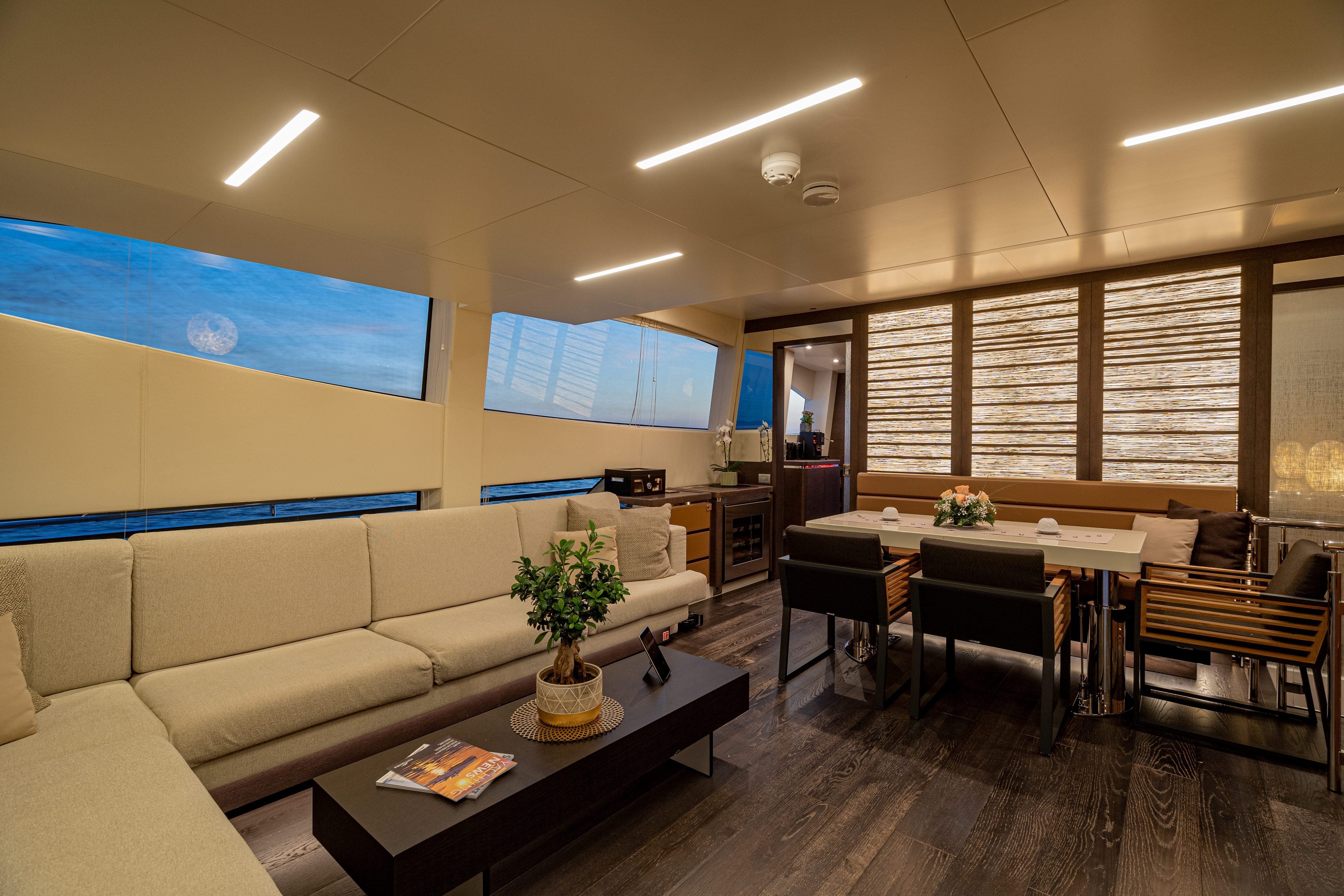 weekend yacht charter Cannes 