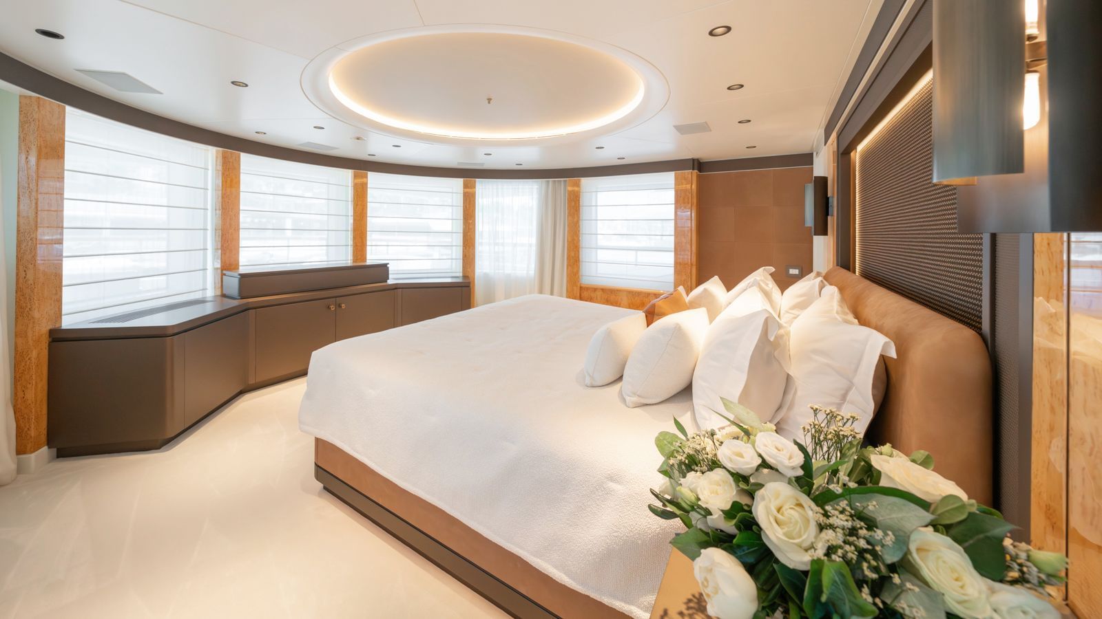 M/Y AELIA Motor Yacht for Charter cannes France