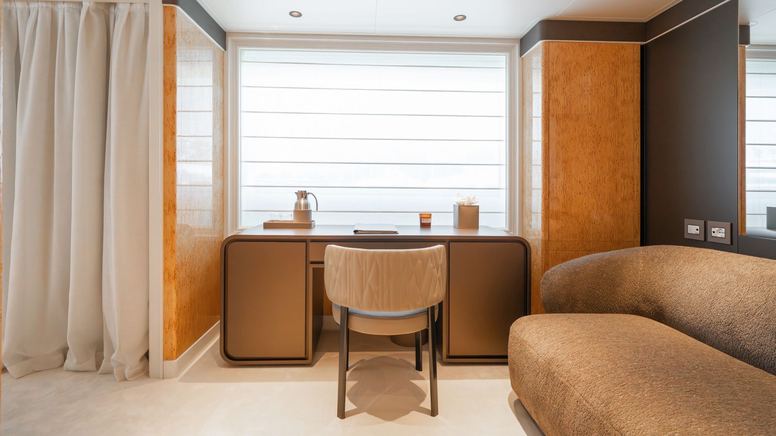 M/Y AELIA Luxurious Yacht Charter Cannes