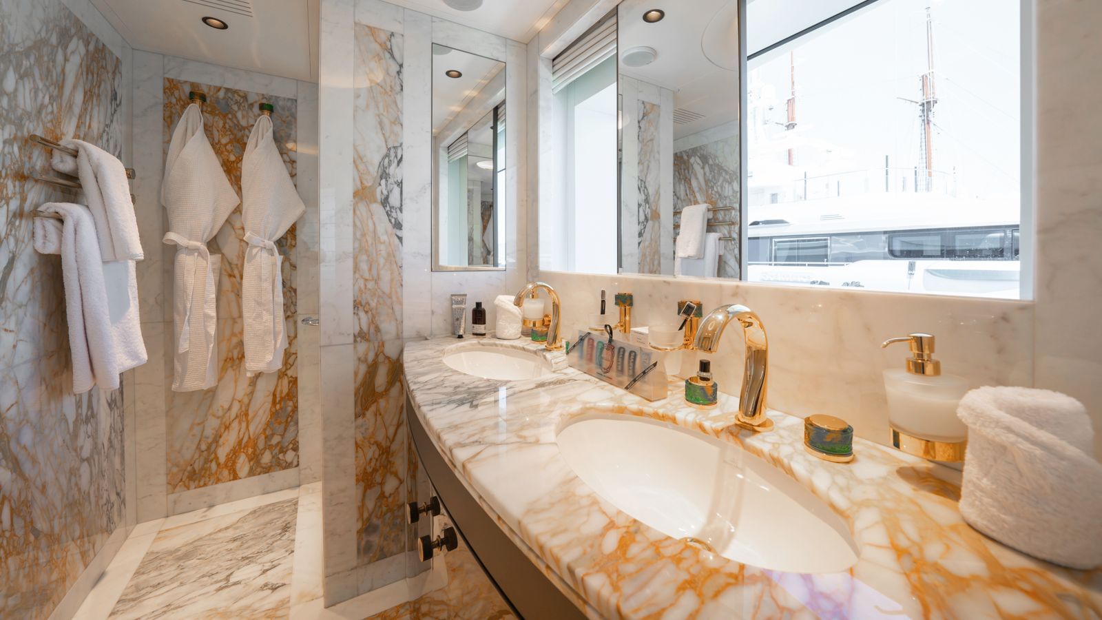 Luxurious Yacht Charter Cannes