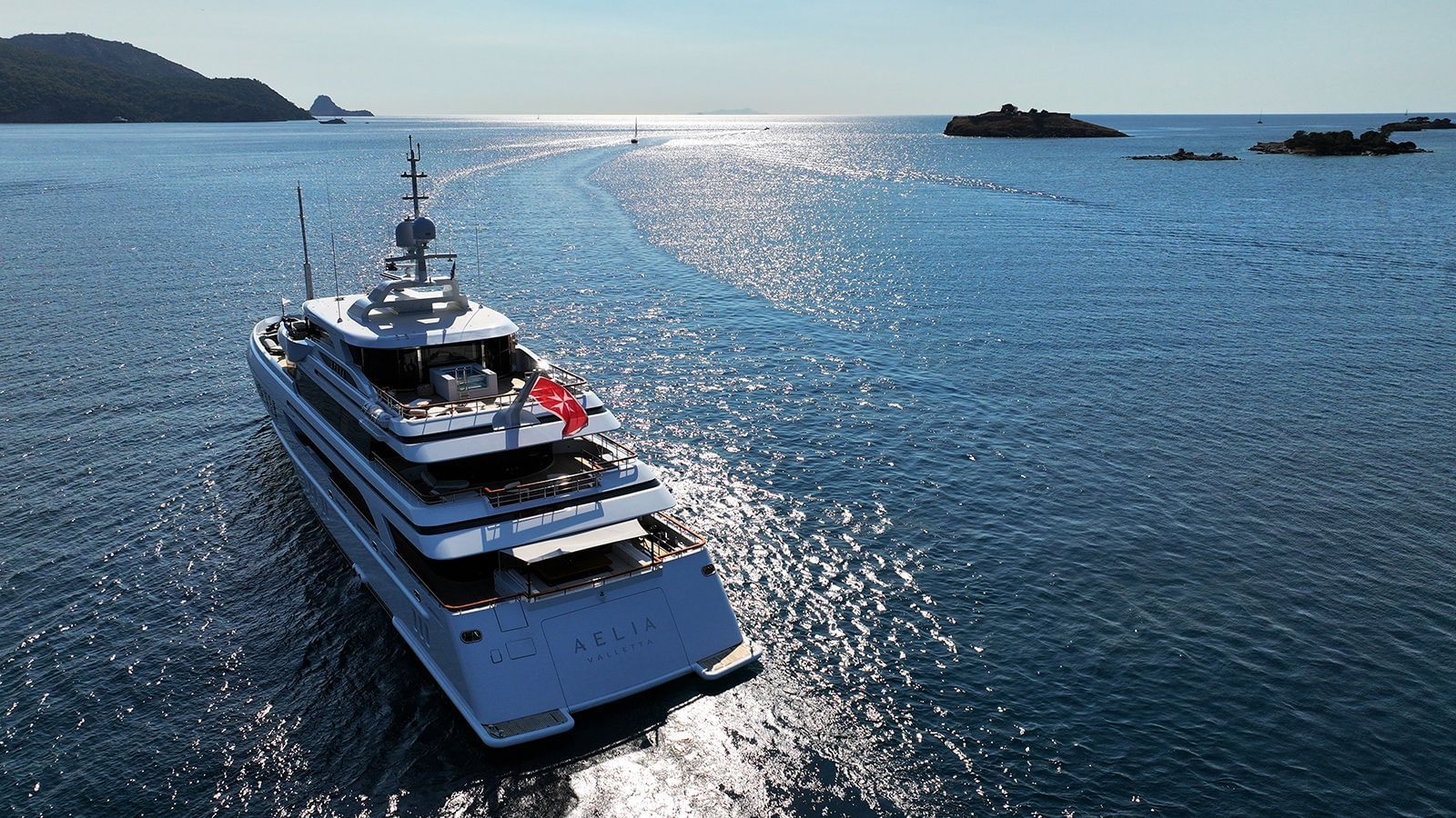 Mega yacht charter Cannes