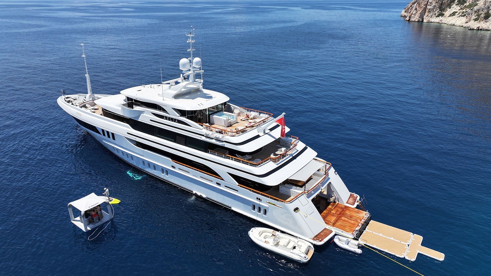 M/Y AELIA party yacht Charter Cannes