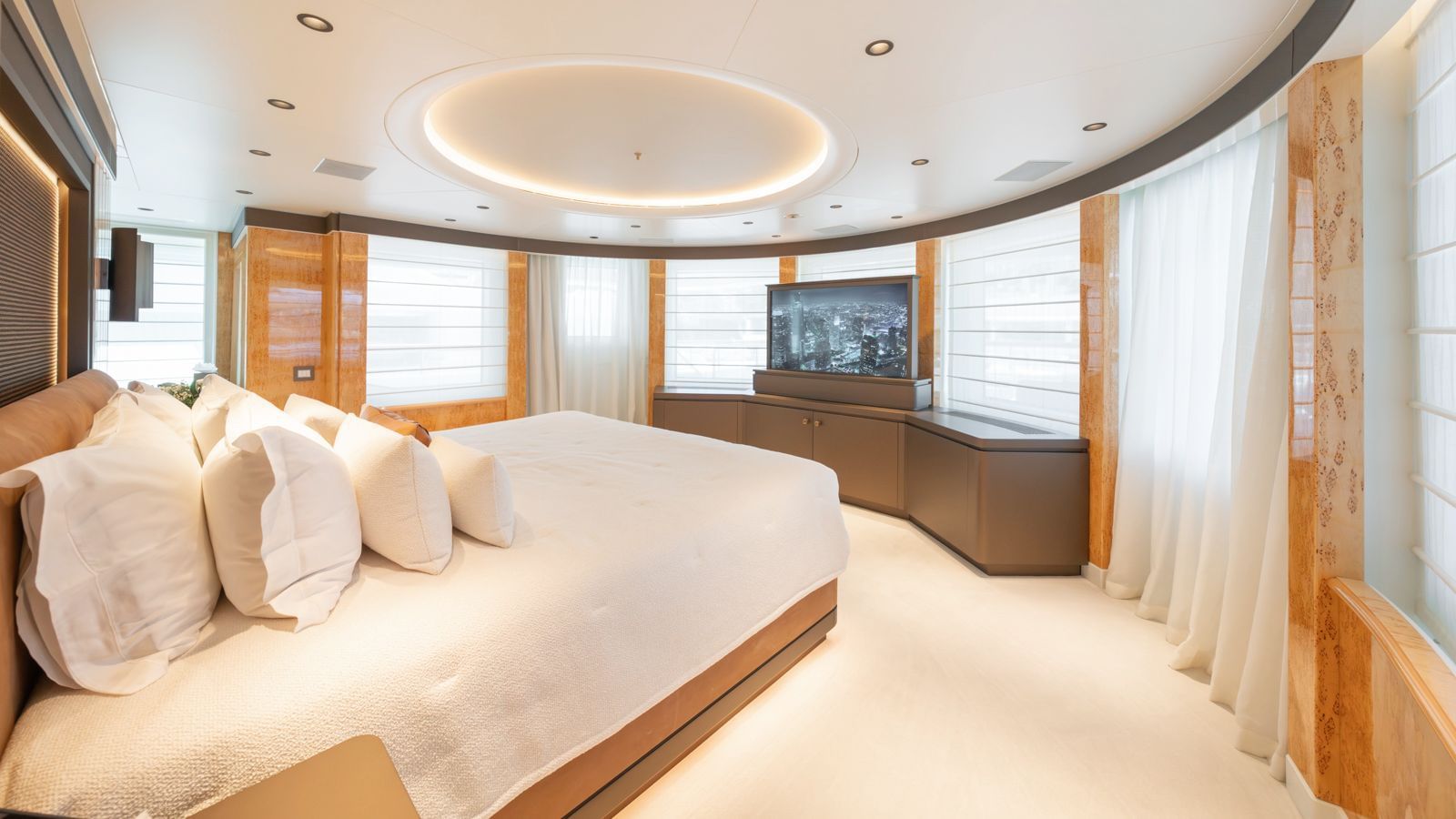 M/Y AELIA Cannes yacht Charter