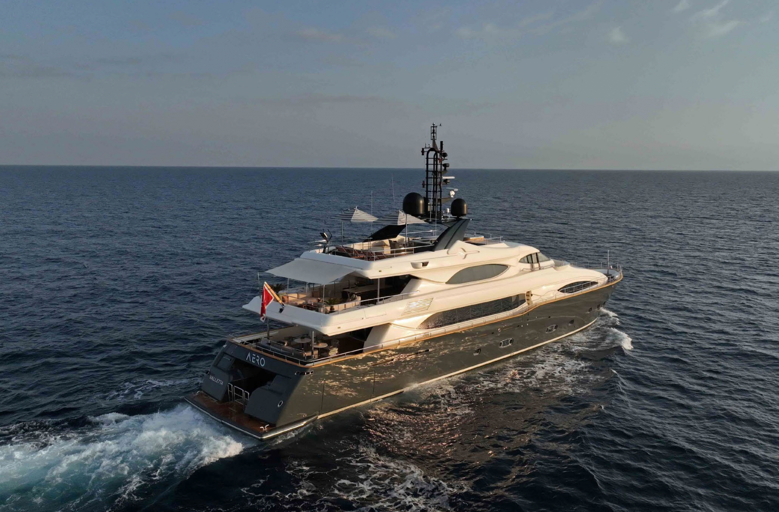 Mega yacht Charter Cannes 