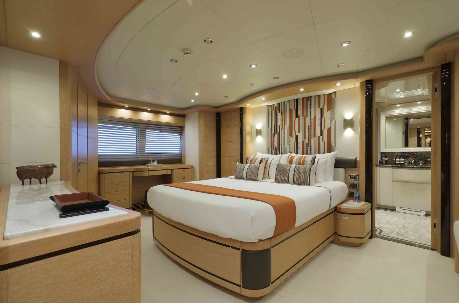 AERO best yacht charter Cannes