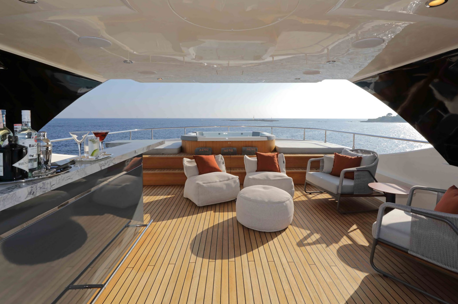 AERO private Superyacht charter Cannes France