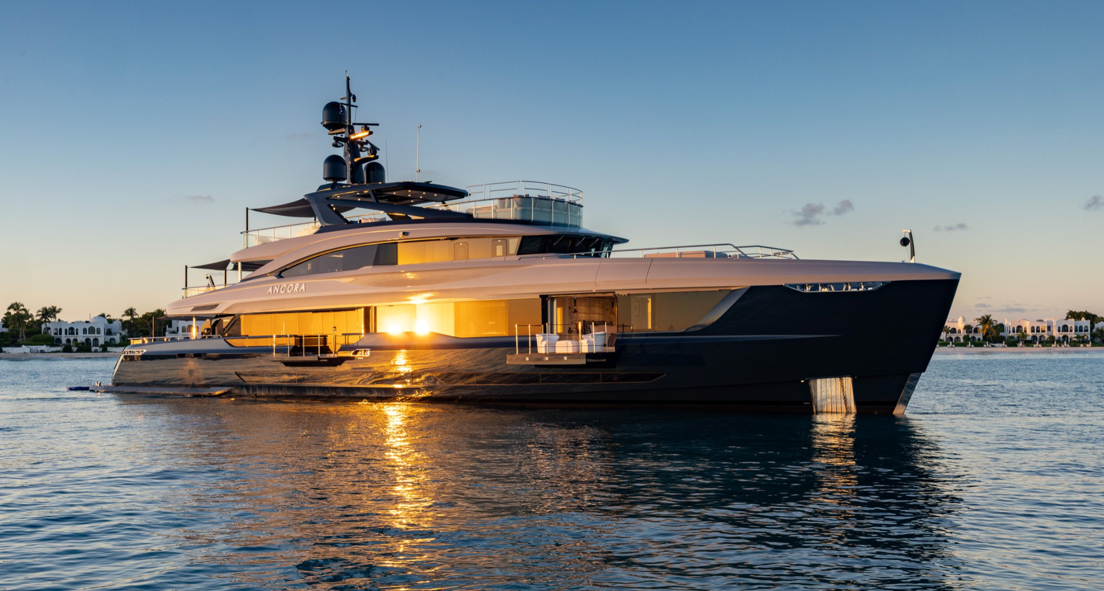 ANCORA small yacht charter St Tropez France