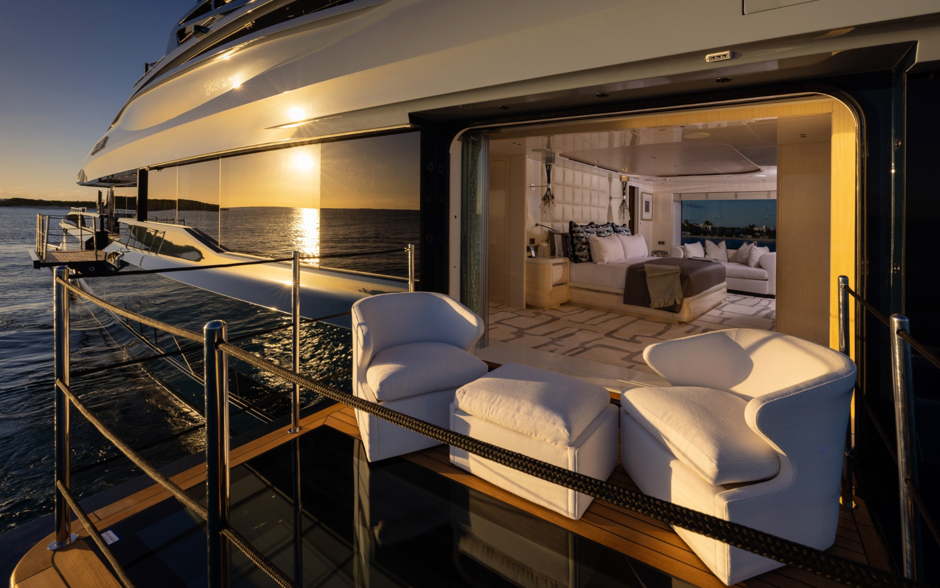 how much is a yacht charter in St Tropez France