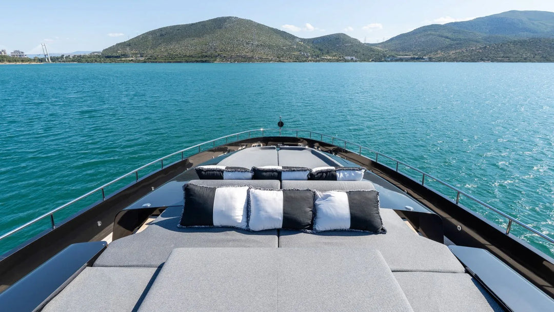 M/Y AQUILA party yacht Charter Cannes