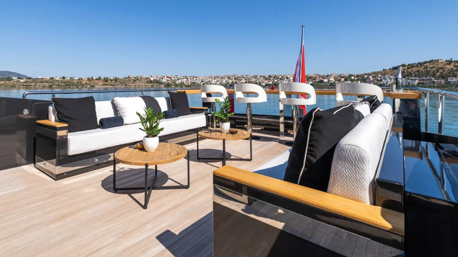 M/Y AQUILA best yacht charter Cannes