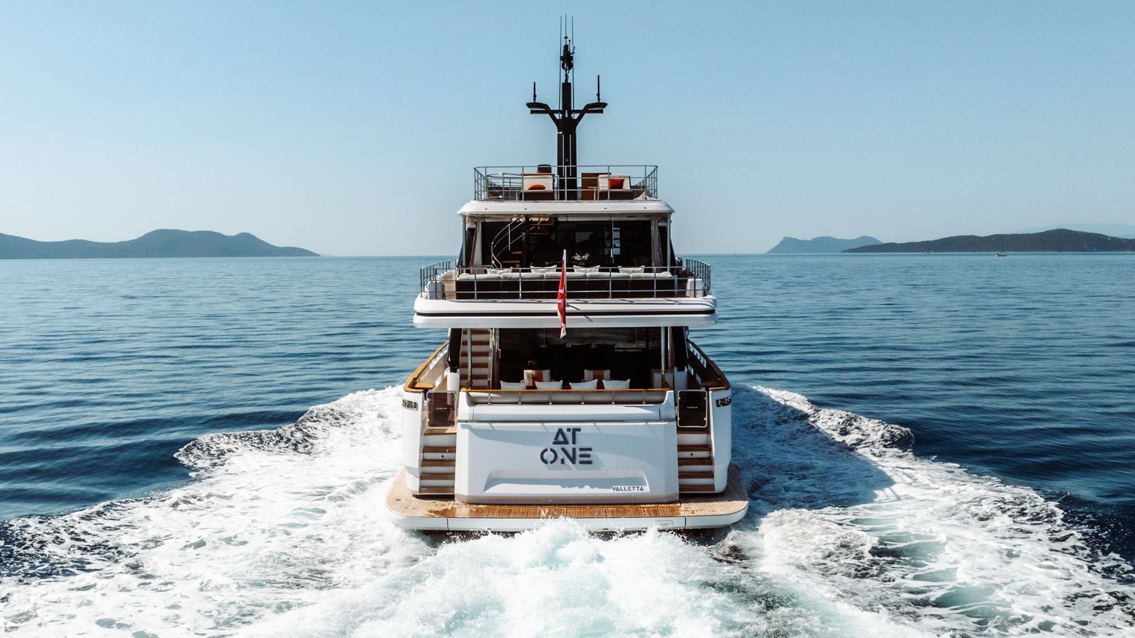 M/Y AT ONE Luxurious Yacht Charter Cannes