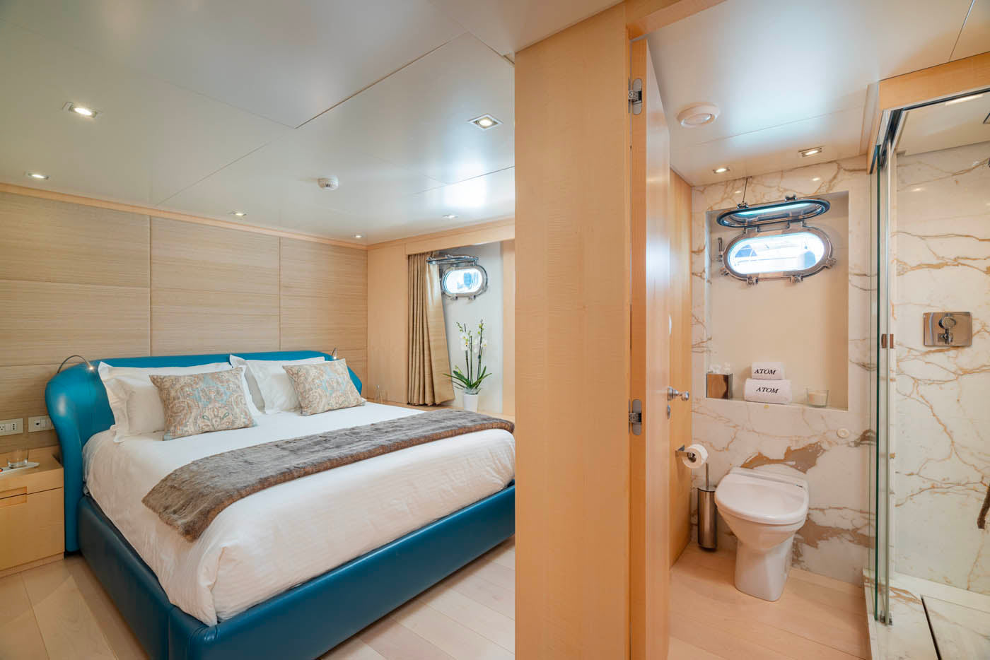 Luxury Yacht for Rent  in Amalfi Coast
