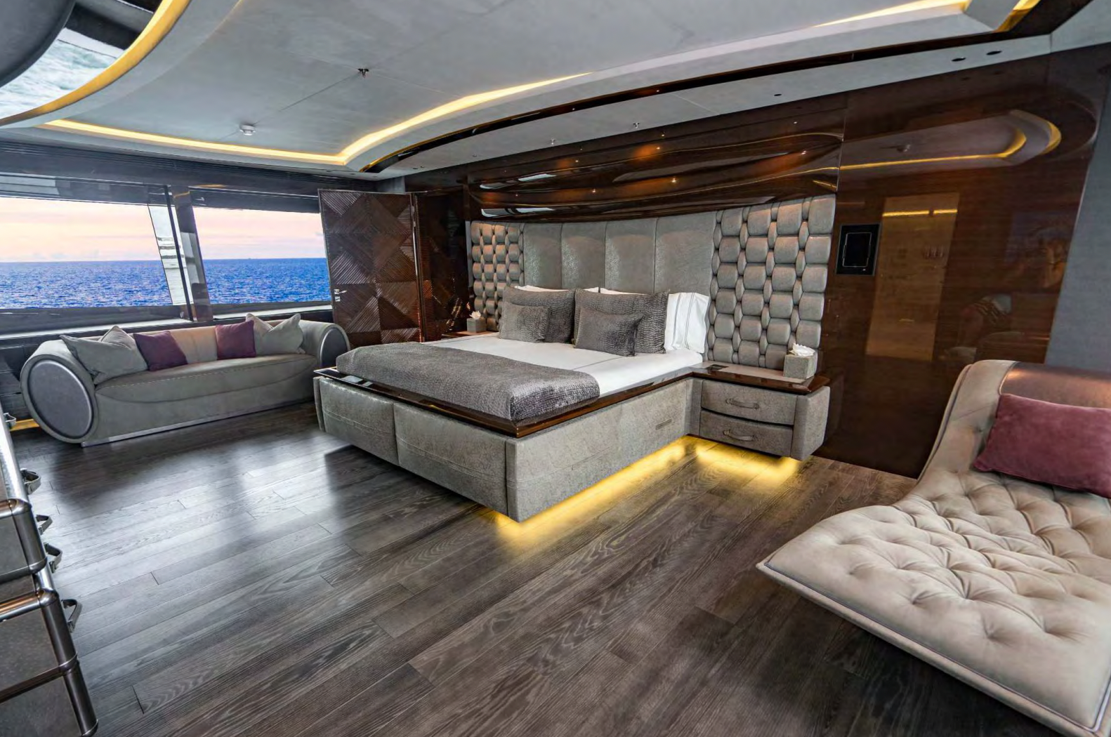 BABA'S Weekly yacht Charter Cannes 