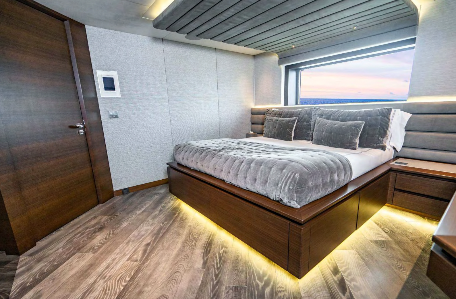BABA'S Motor Yacht Charter Cannes France