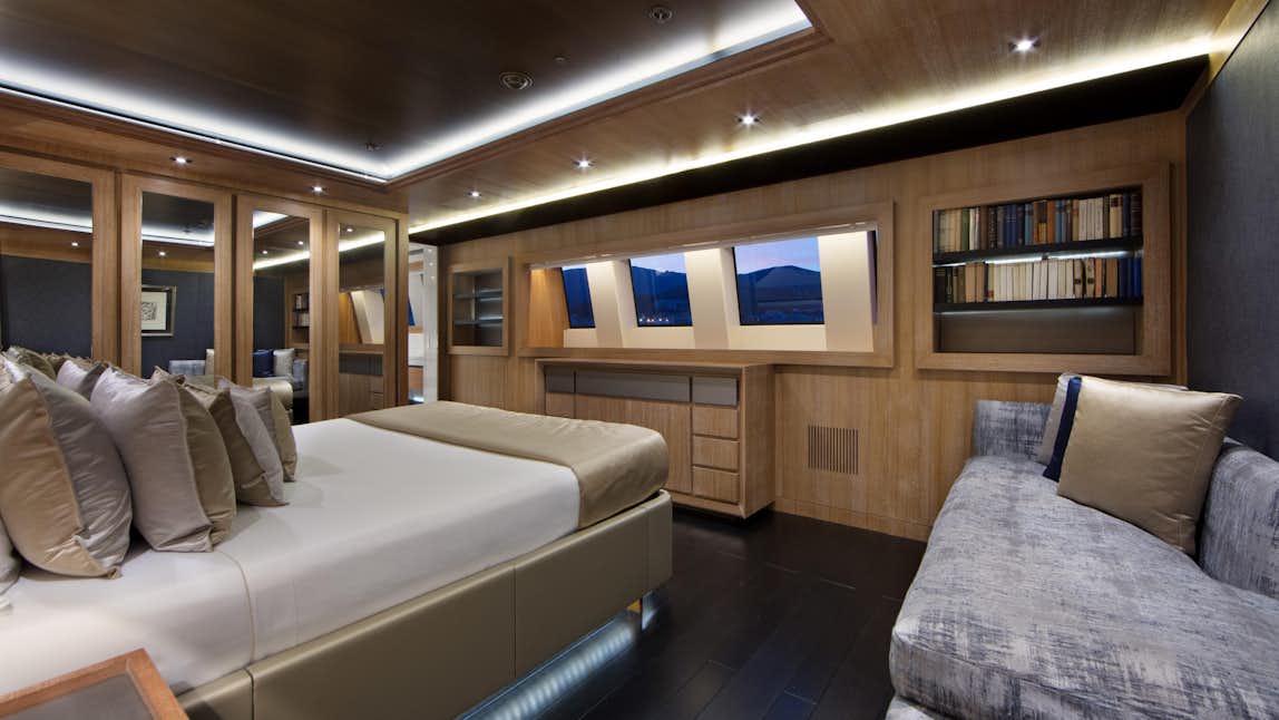 how much are yacht charters in Cannes France