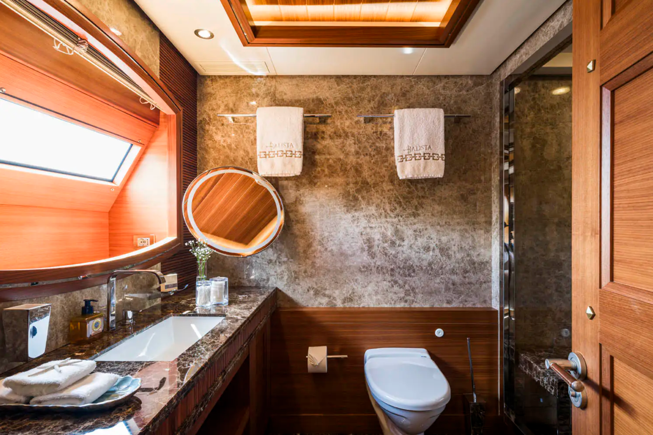 balista vacation yacht charter St Tropez France