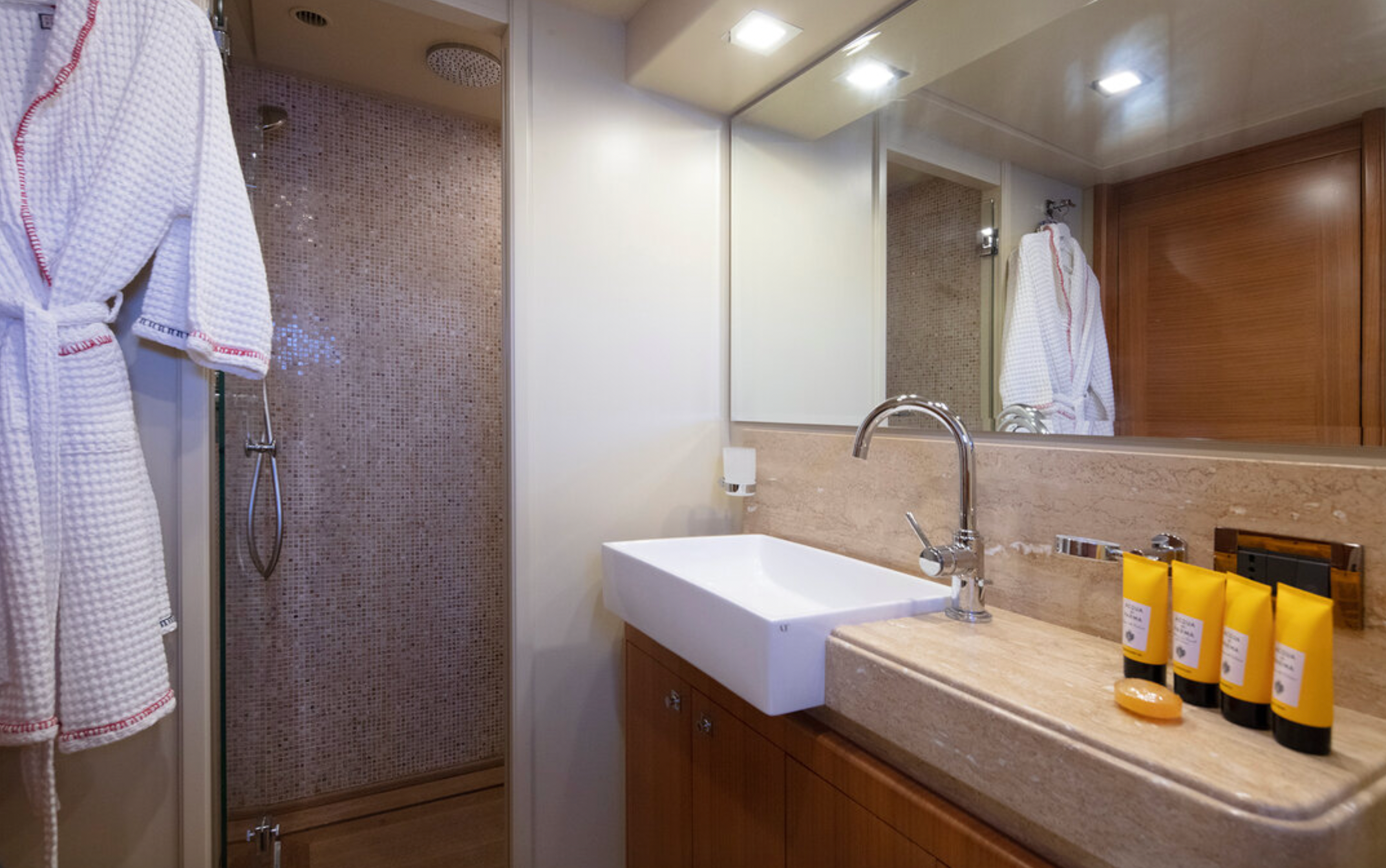 Best Off motor yacht charter Monaco