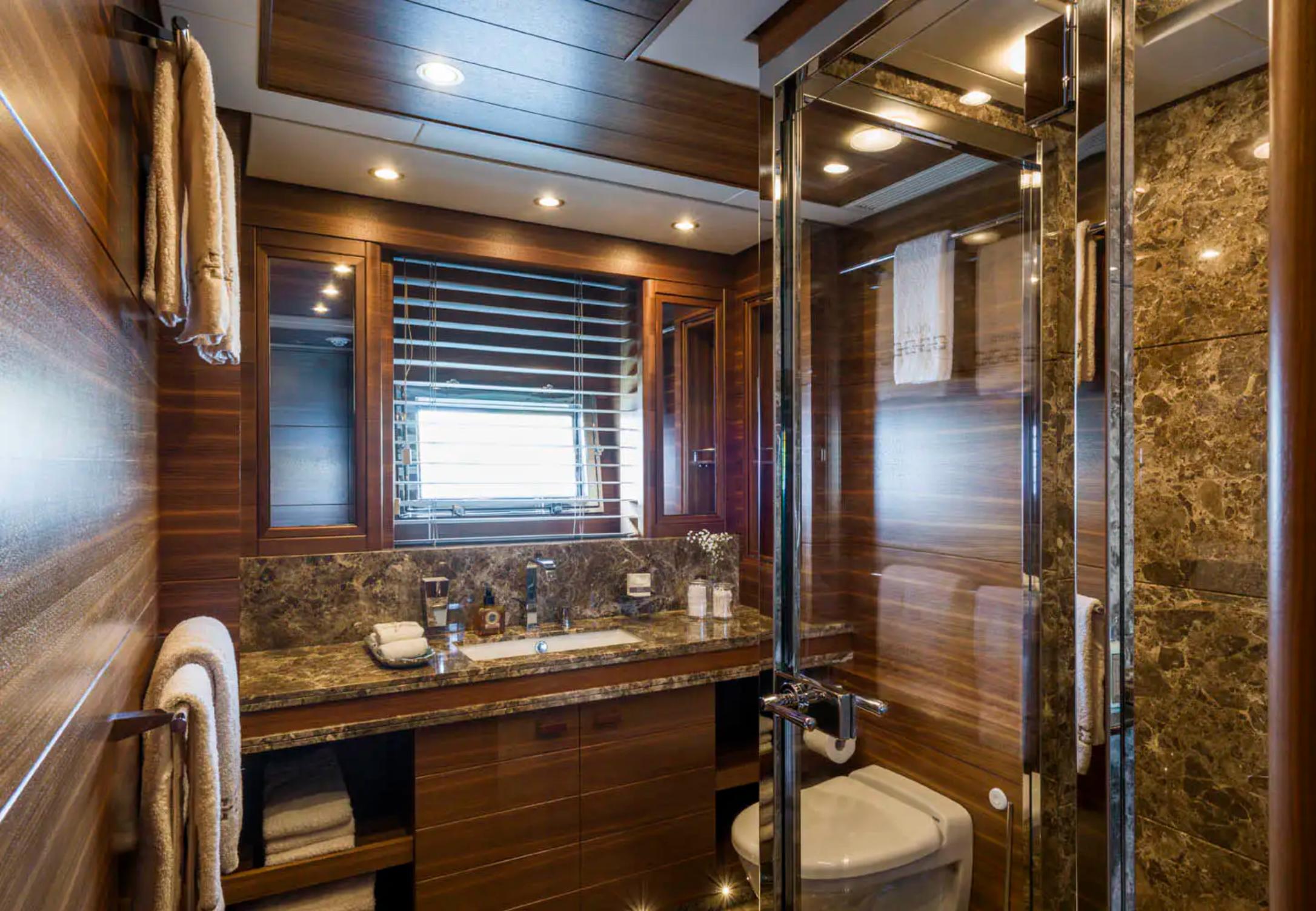 Mega yacht Charter Cannes 