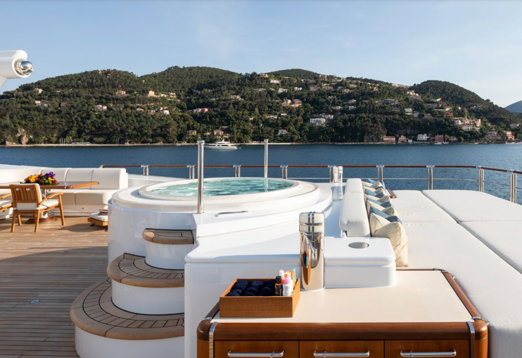 Large yacht charter St Tropez France