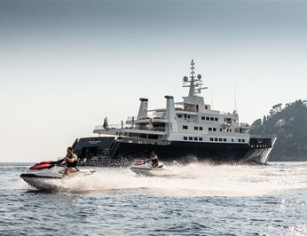 Fully Crewed Yacht Charters Monaco