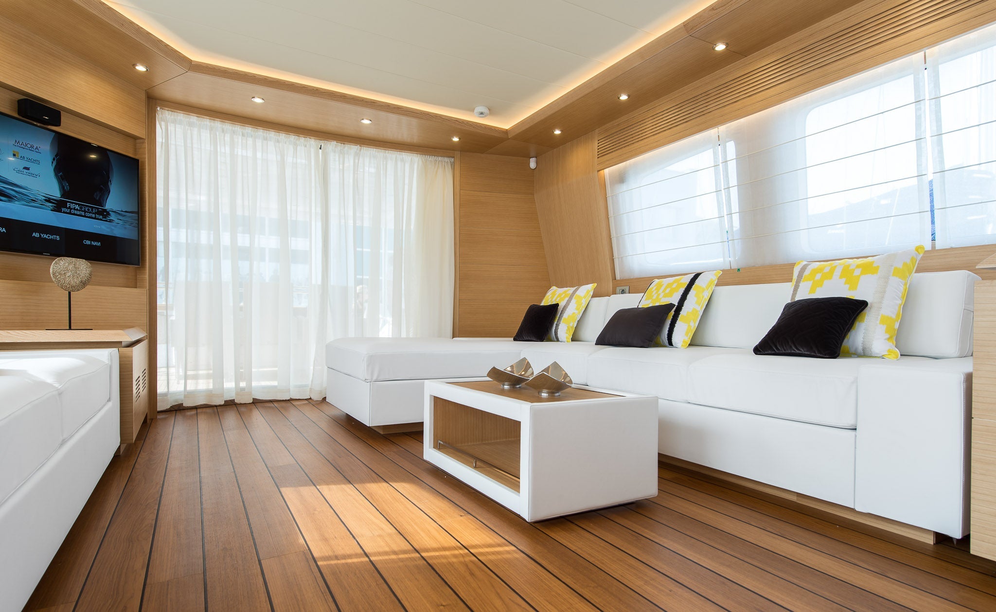 party yacht Charter Monaco