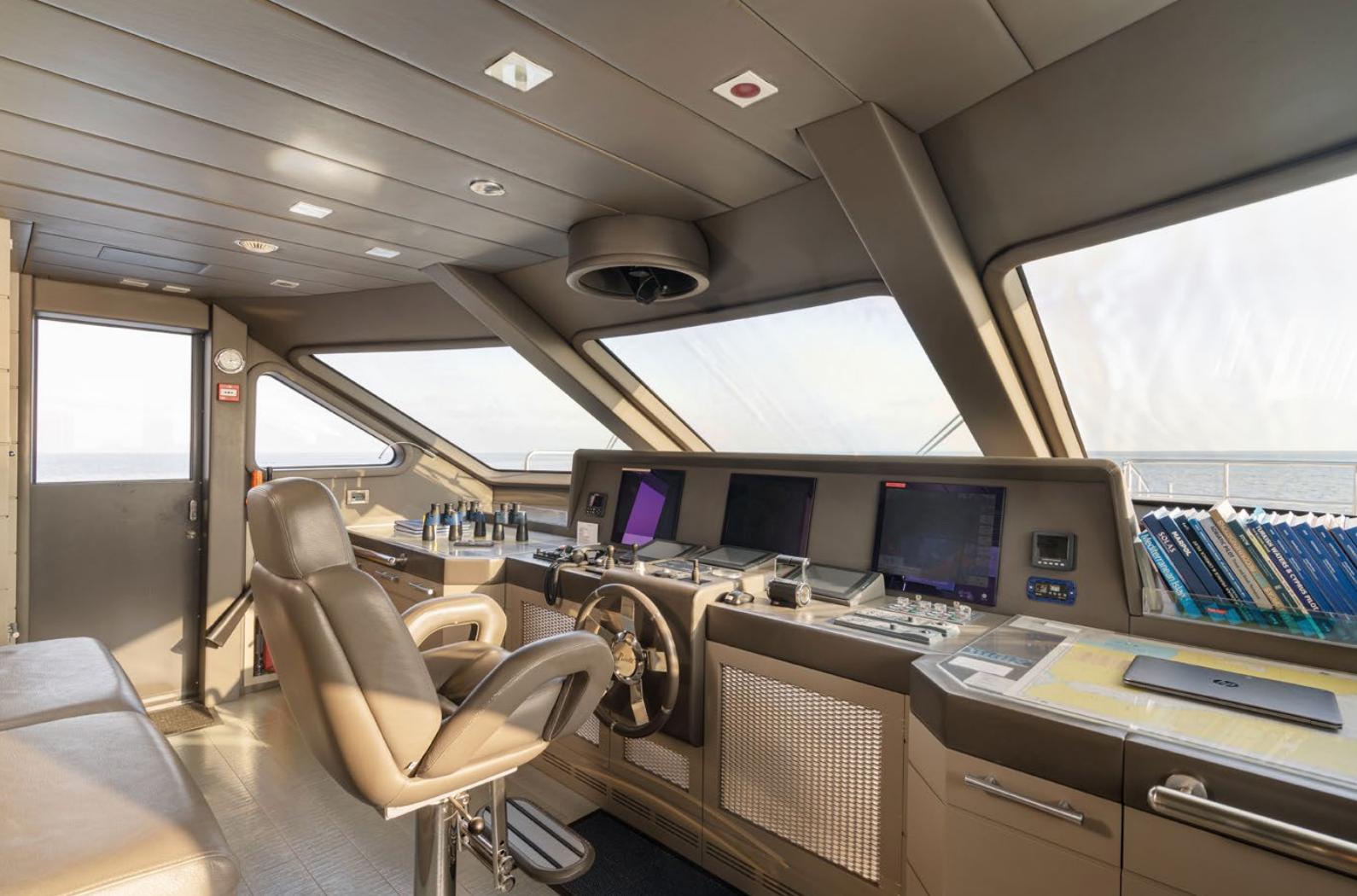EDESIA Luxurious yacht charter St Tropez France