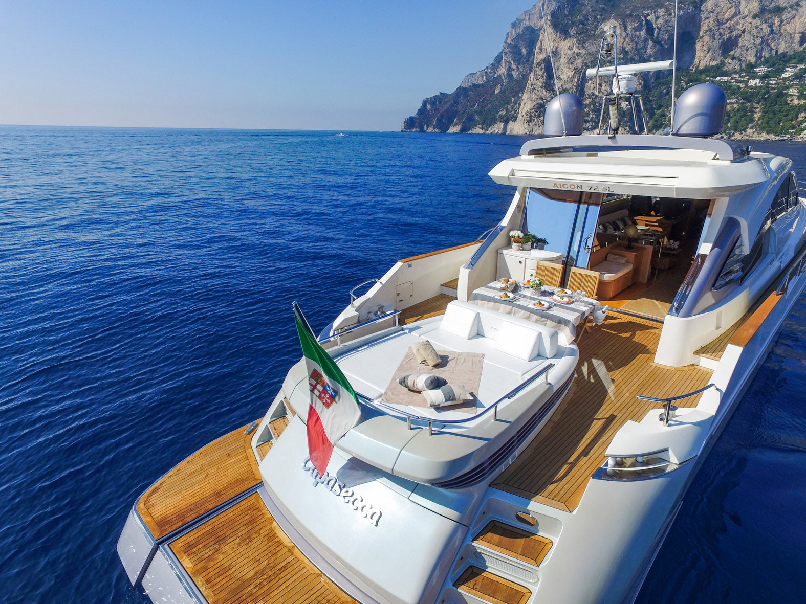 vacation yacht charter St Tropez France