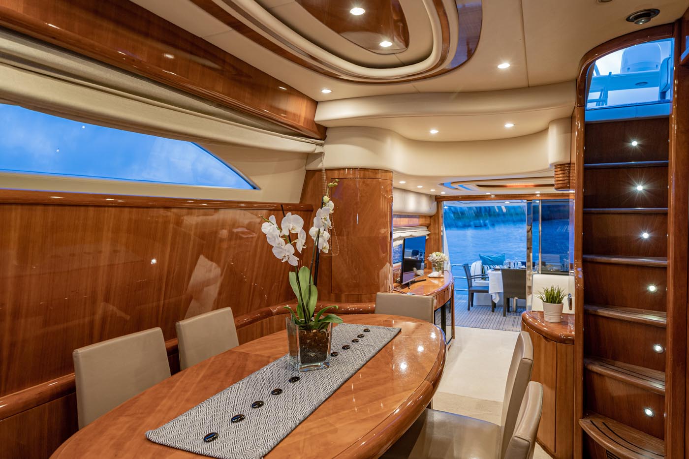 Weekly yacht Charter Naples, Italy