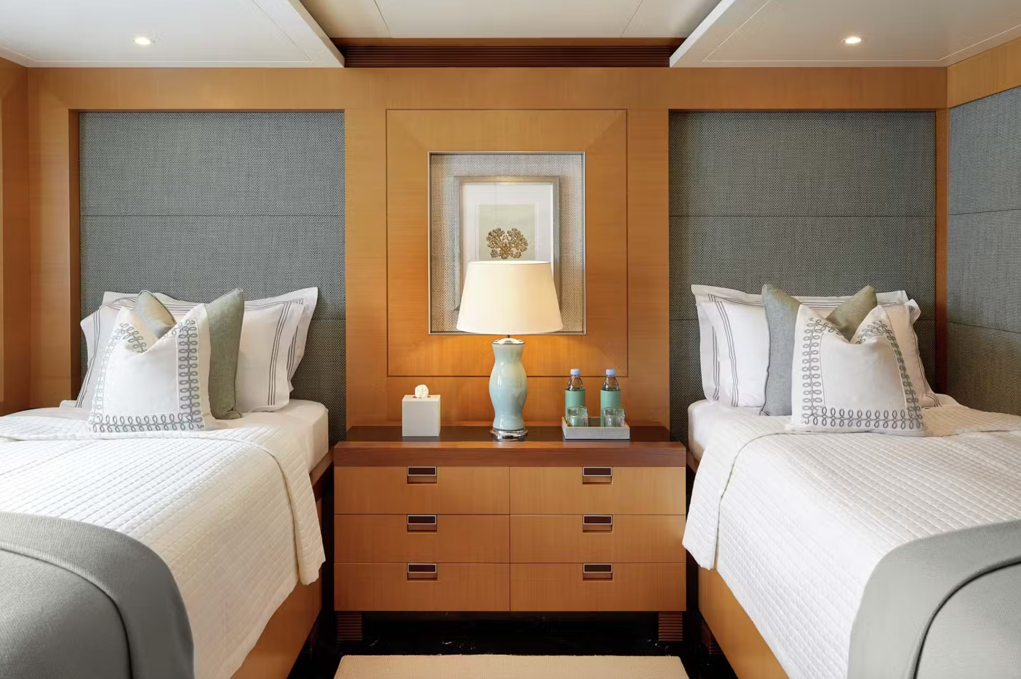weekend yacht charter Cannes