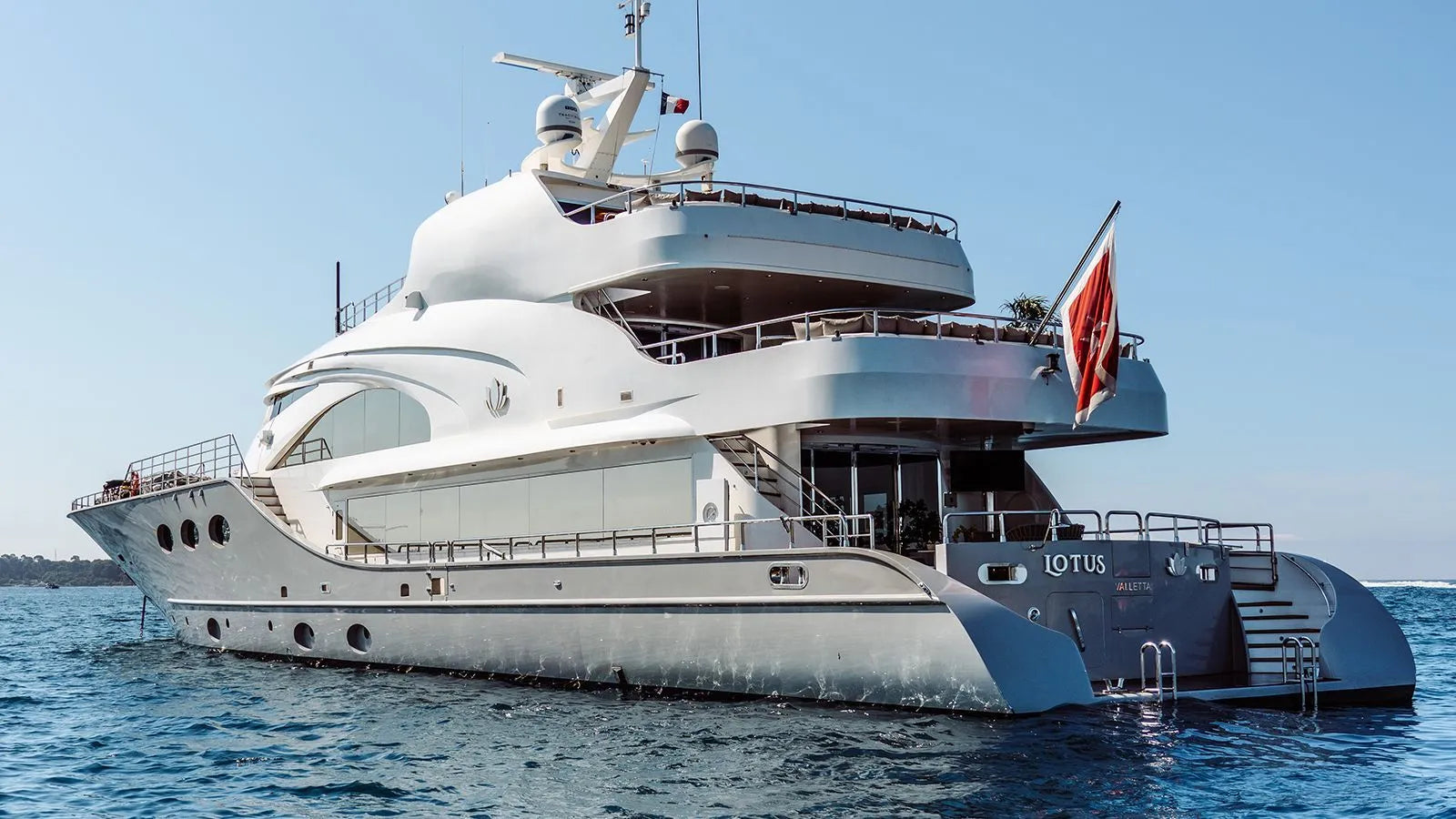 Motor Yacht Charter Cannes France