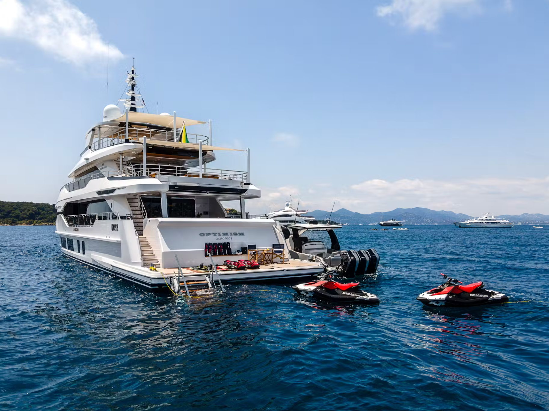 Luxurious Yacht Charter Holiday Cannes