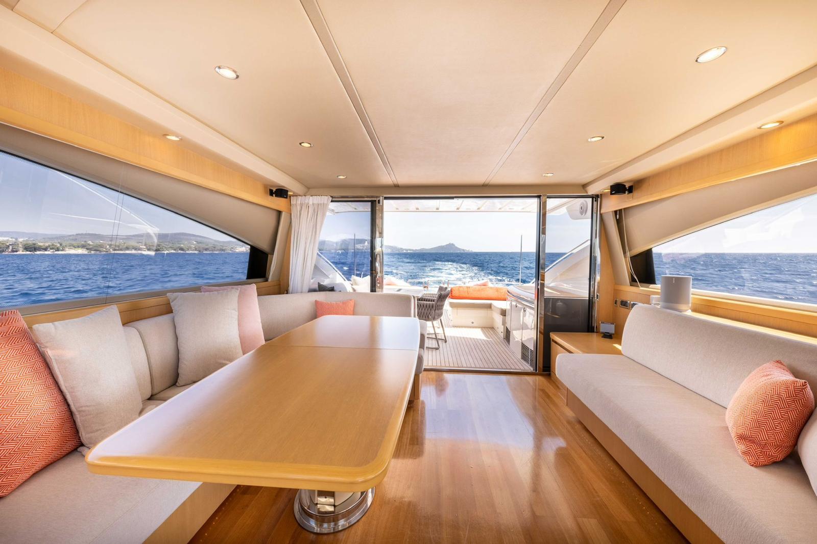 P'tite Bouille Weekly yacht Charter Cannes