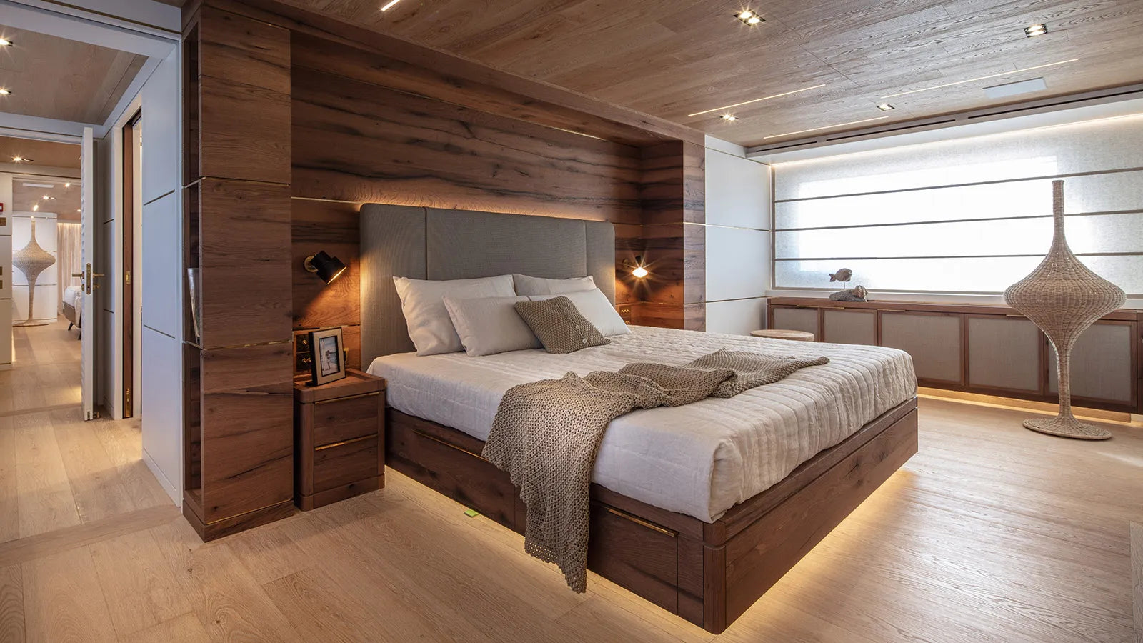 Yacht Charter in Corsica