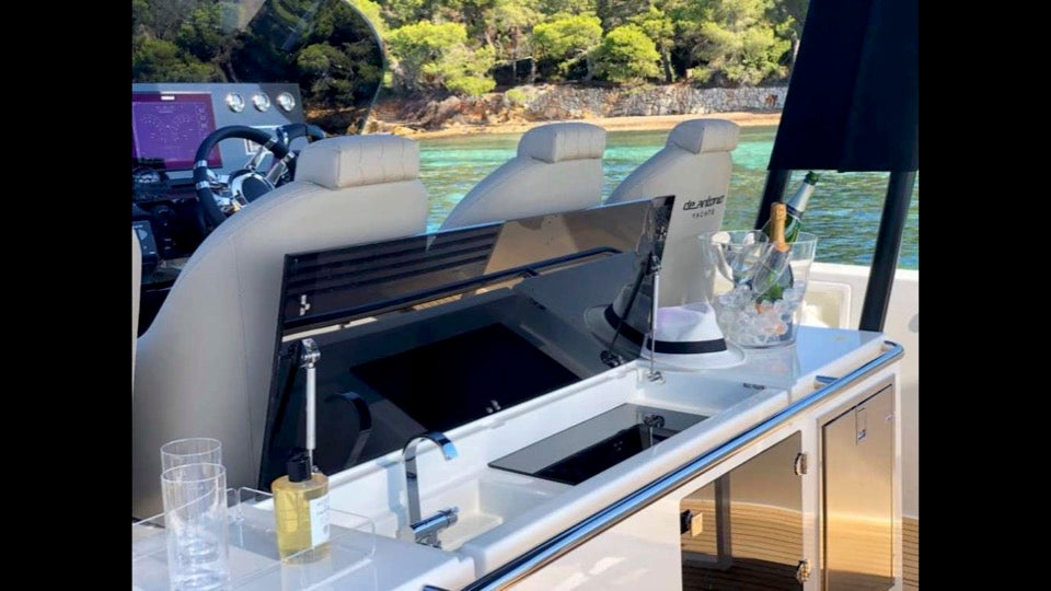 Luxury Yacht Rental Mykonos
