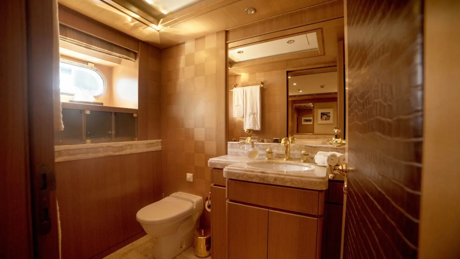 vacation yacht charter St Tropez France