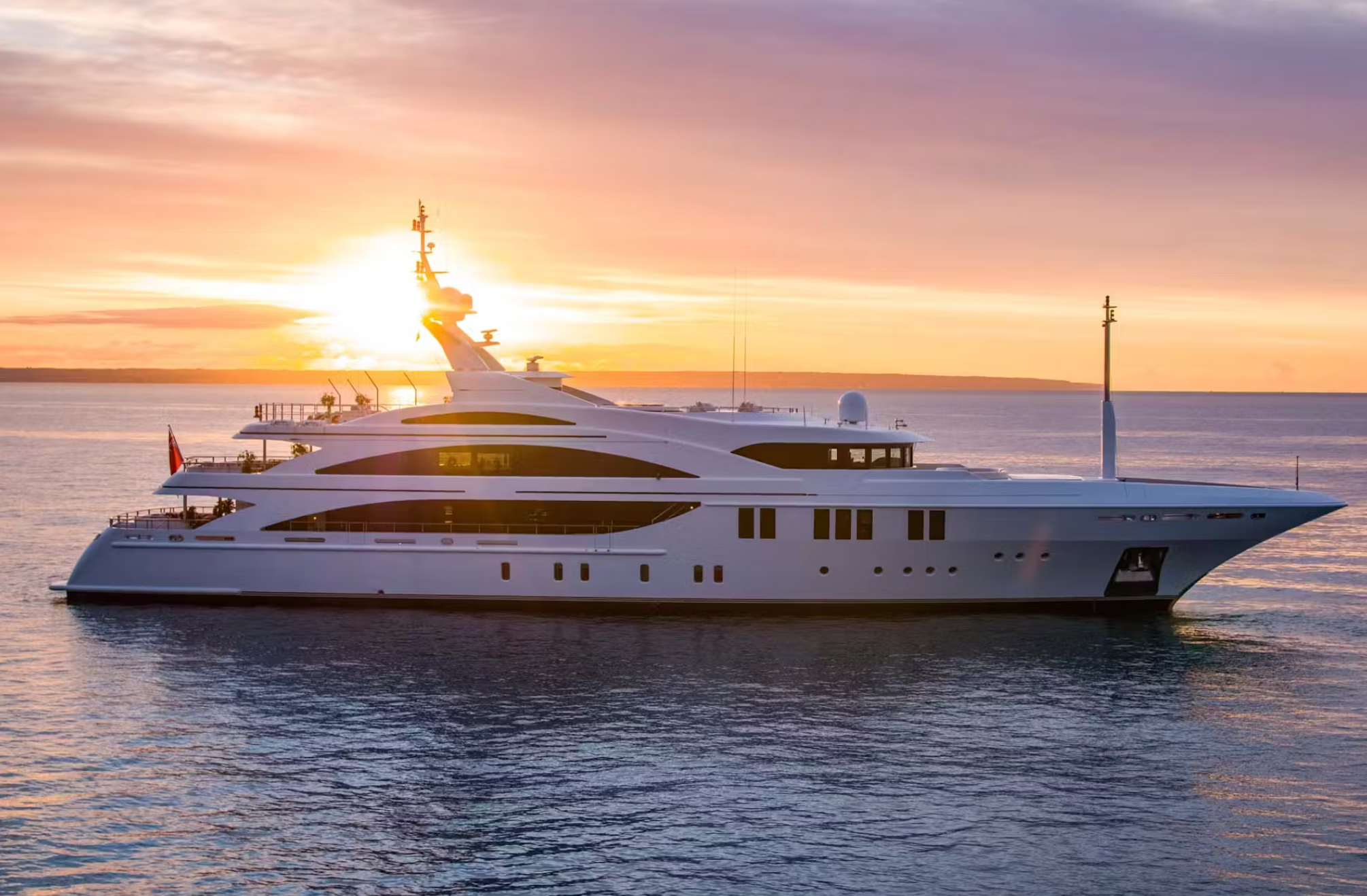 Yacht for rent In Cannes
