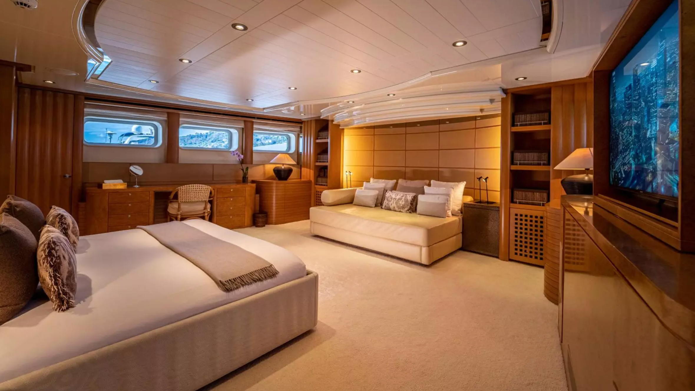 kijo party yacht charter Cannes 