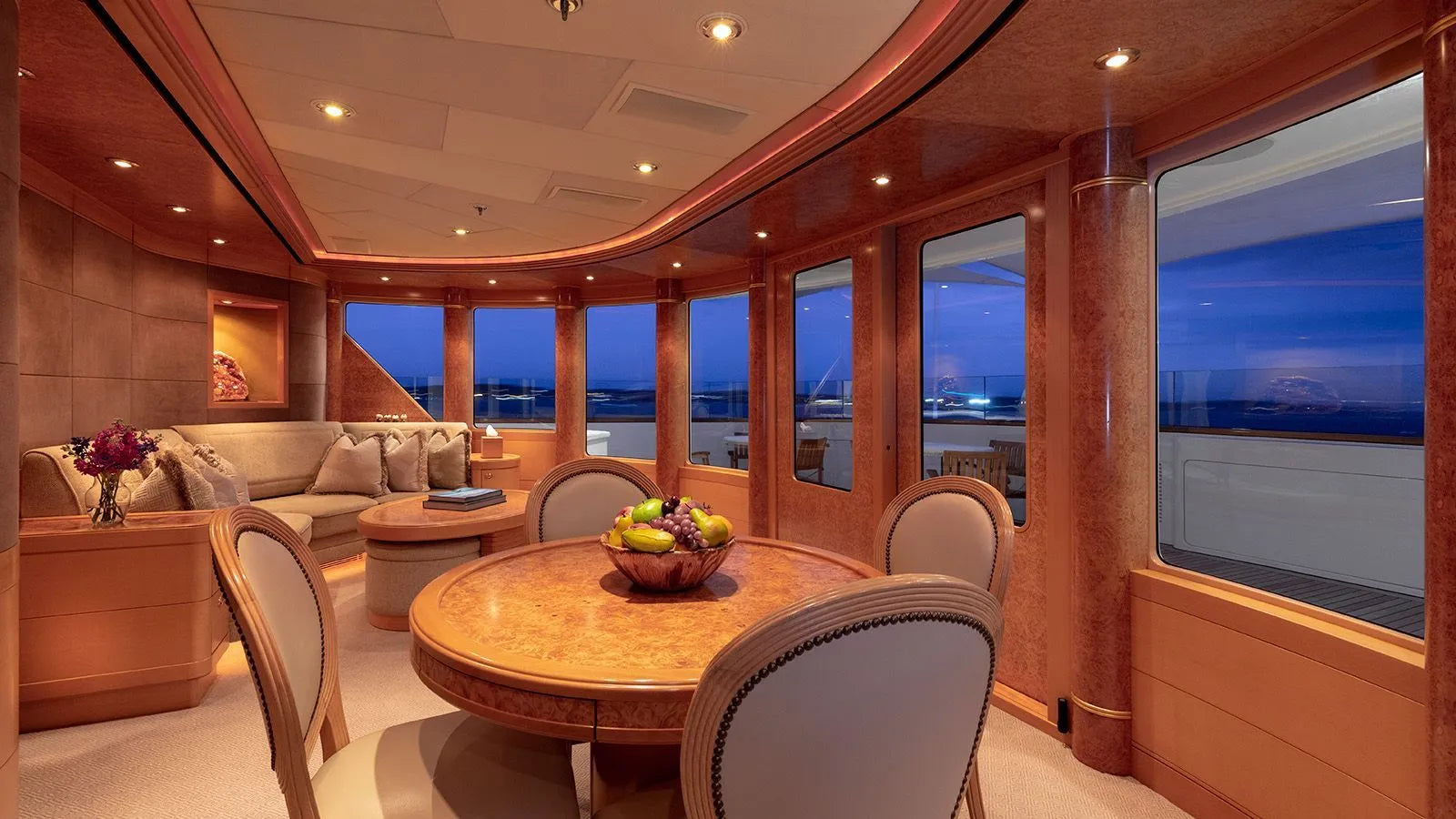 yacht club charters Cannes 