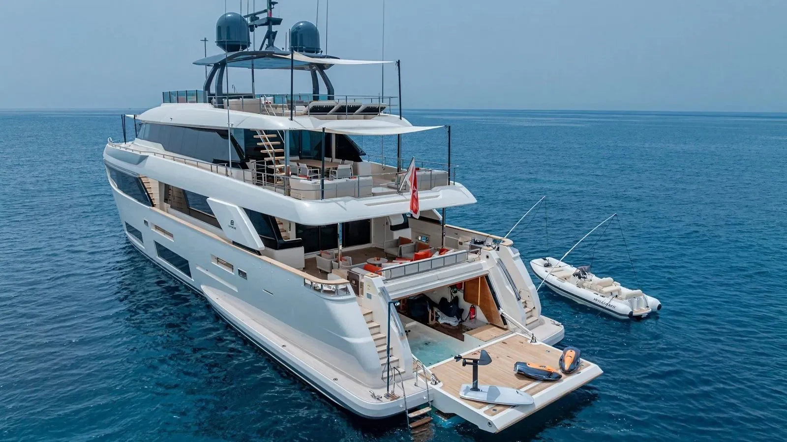 Diana II private yacht hire Italian Riviera