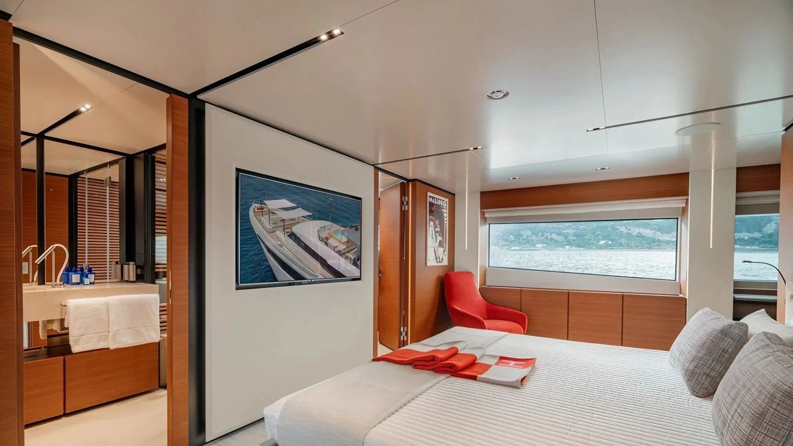 Diana II private yacht Charters Italian Riviera