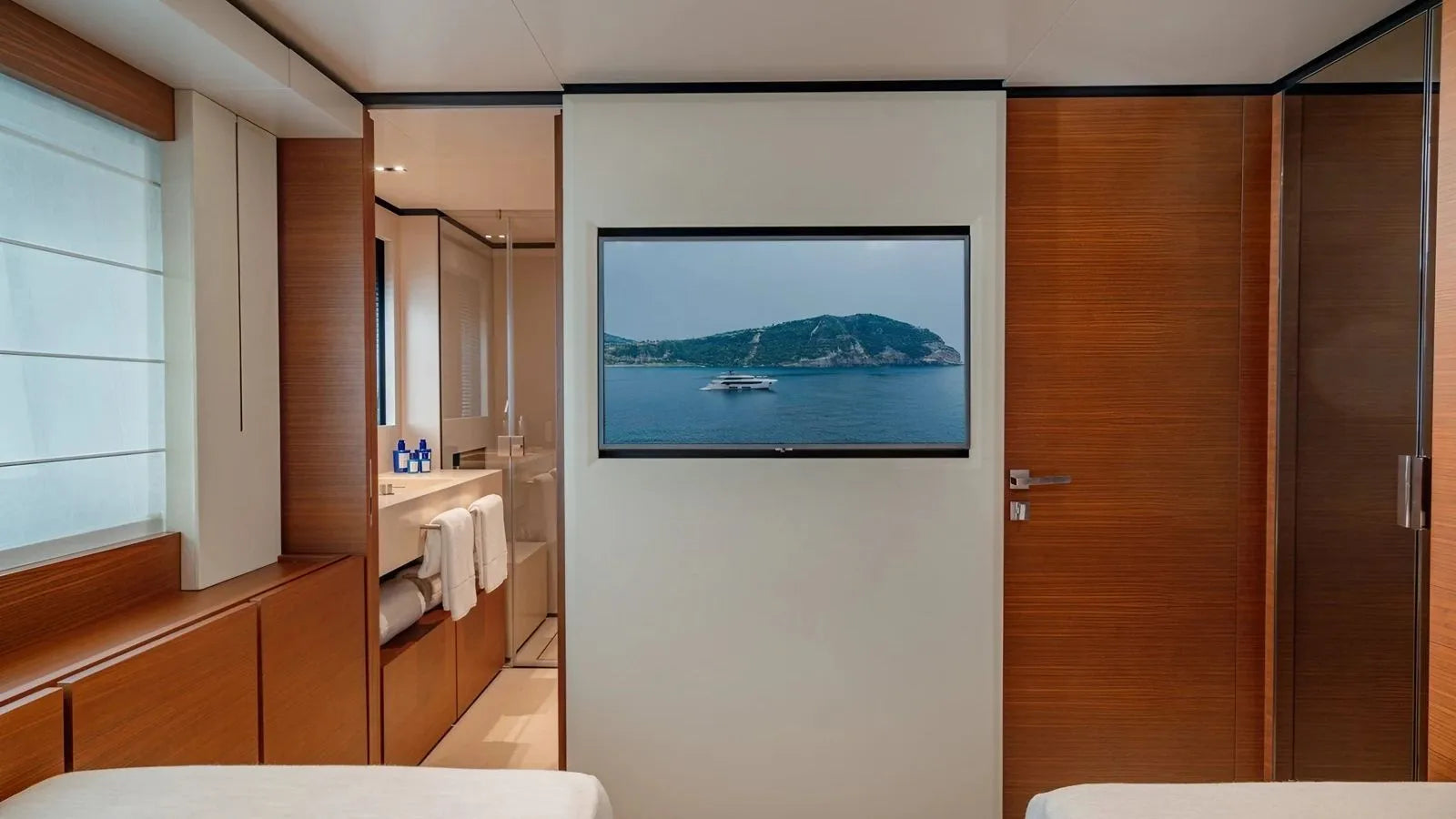 Diana II motor yacht charter Amalfi Coast