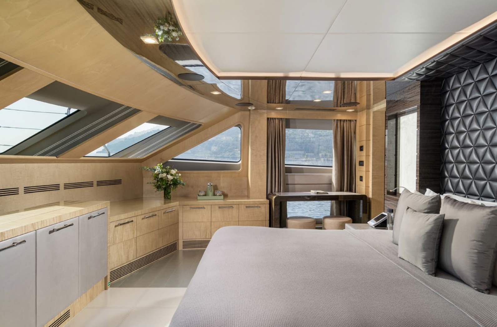 EDESIA small yacht charter St Tropez France