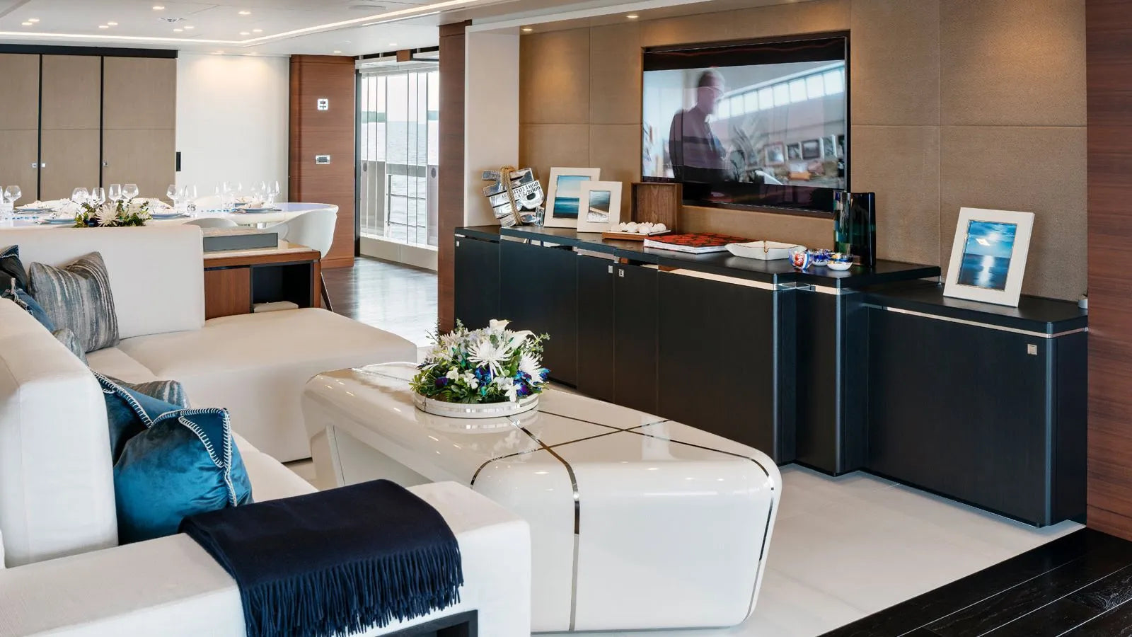 small yacht charter Cannes 
