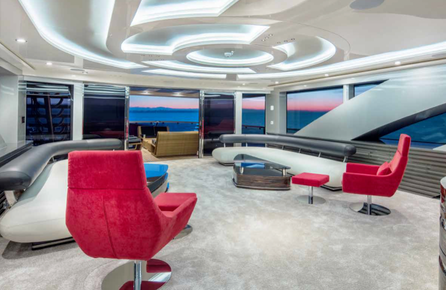 M/Y EUPHORIA II yacht charter holiday cost Cannes