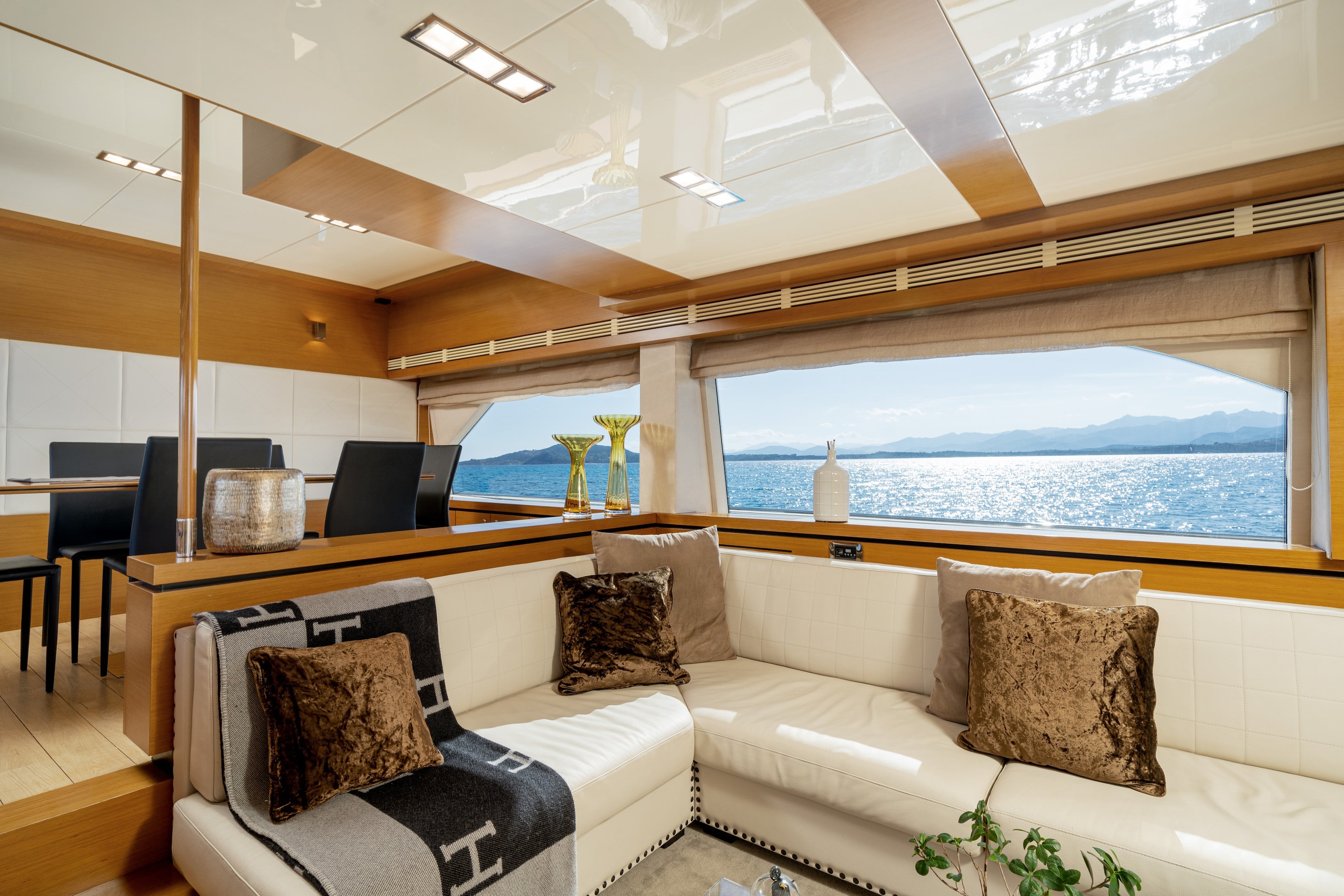 luxury yacht rental Italian Riviera