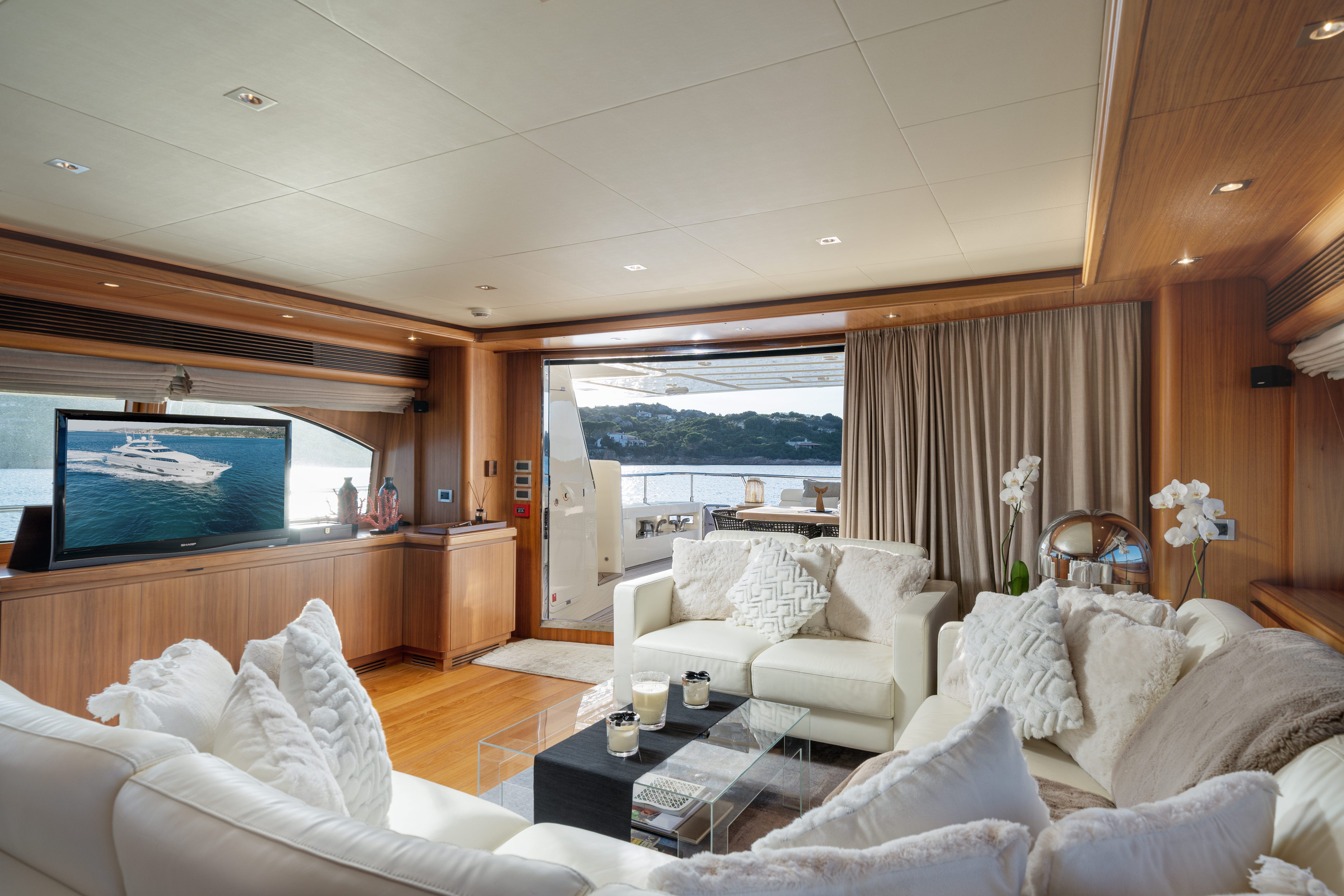 weekend yacht charter French Riviera