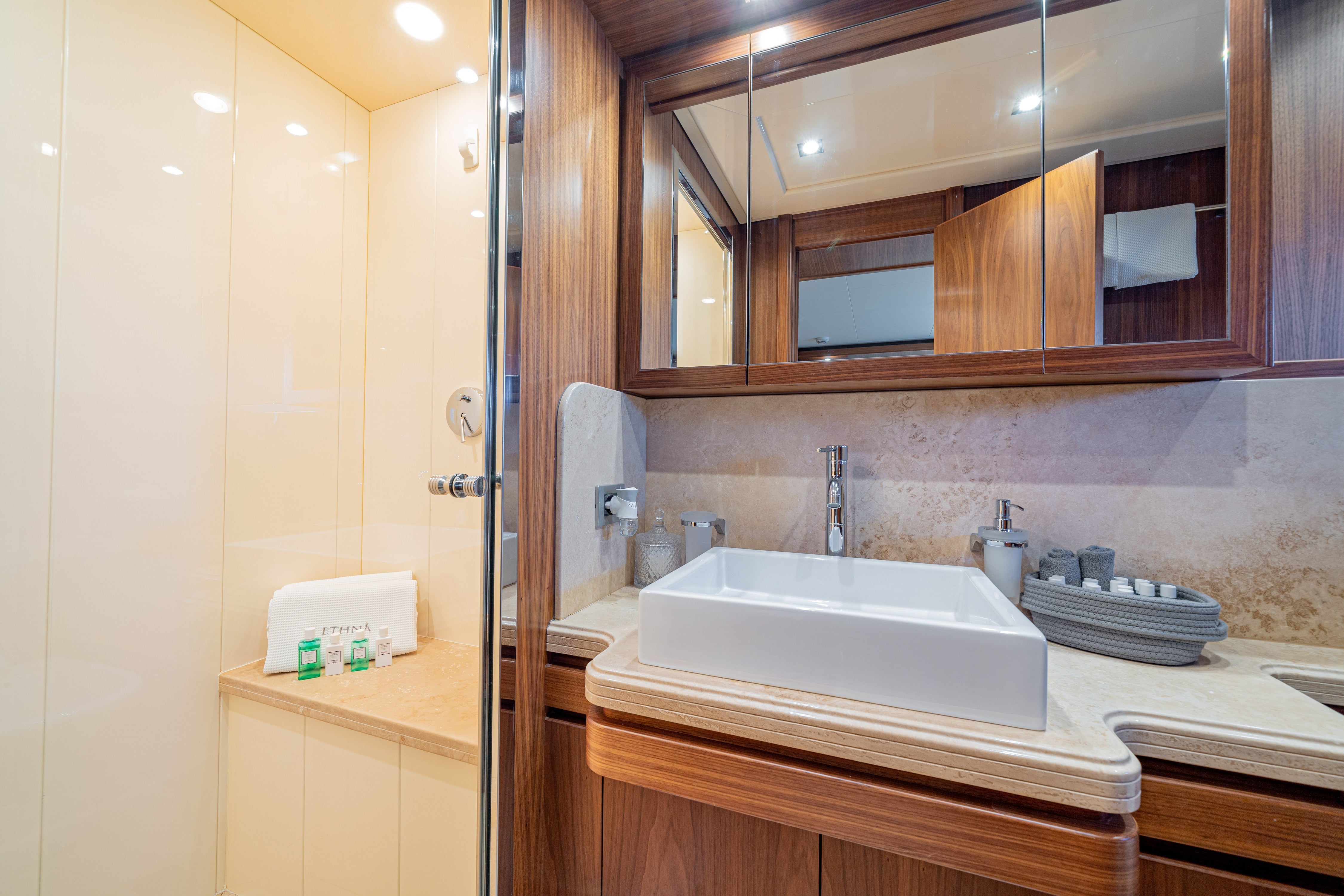 private yacht charter French Riviera