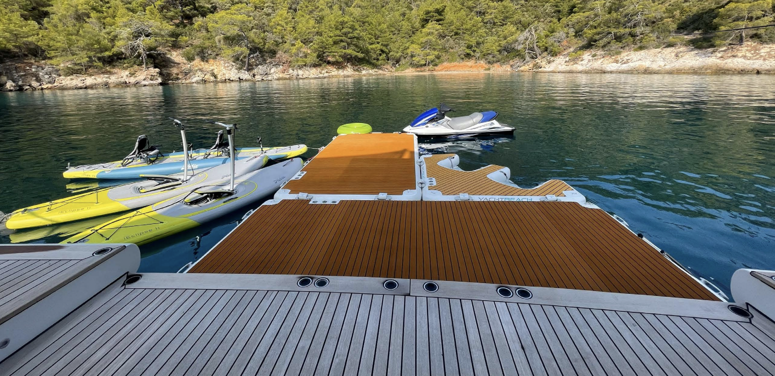 IMMERSIVE small yacht charter Mediterranean